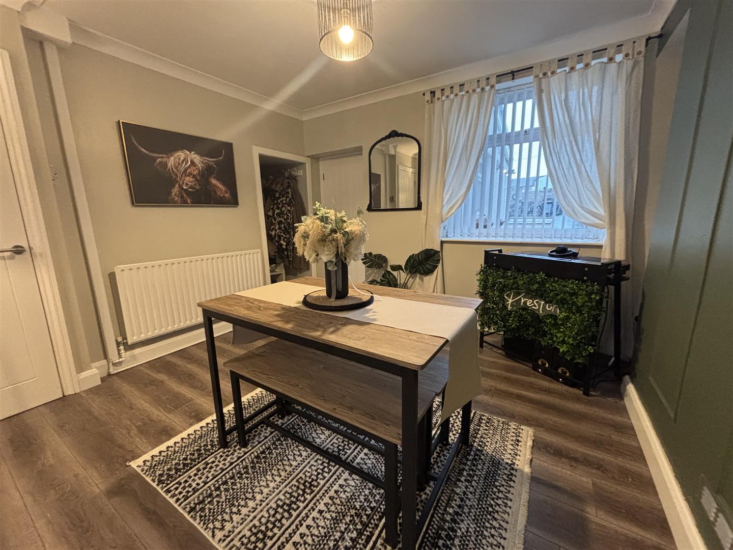 Brynamlwg Road, Fforestfach, Swansea, SA5 8HZ